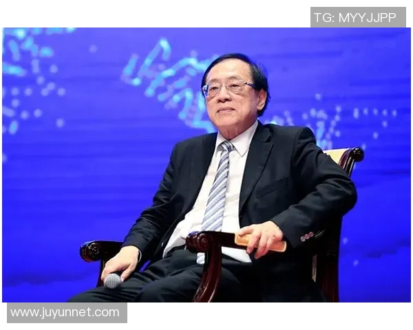 张帆:在艺术与科技交汇处探索创新之路的年轻才俊